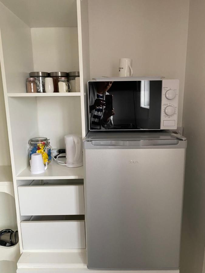 Quiet, Spacious Double Bedroom! Peterborough Zewnętrze zdjęcie